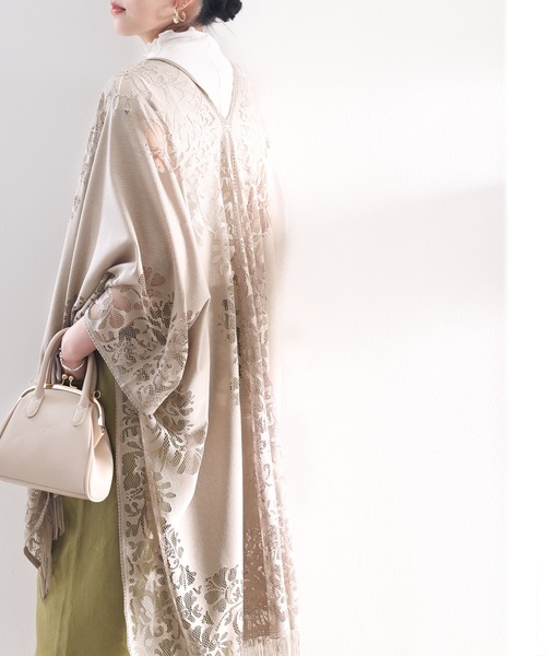 classicalelf(クラシカルエルフ)の「さらりと清涼感。レース素材ポンチョ風トップス(カーディガン/ボレロ・レディース・ホワイト/ブラック/イエロー/ブルー/グレイッシュベージュ・FREE)」の19枚目の写真