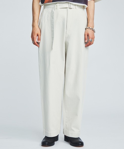 marka（マーカ）の「BELTED PANTS（チノパンツ・メンズ・ホワイト/グリーン・1/2）」の21枚目の写真
