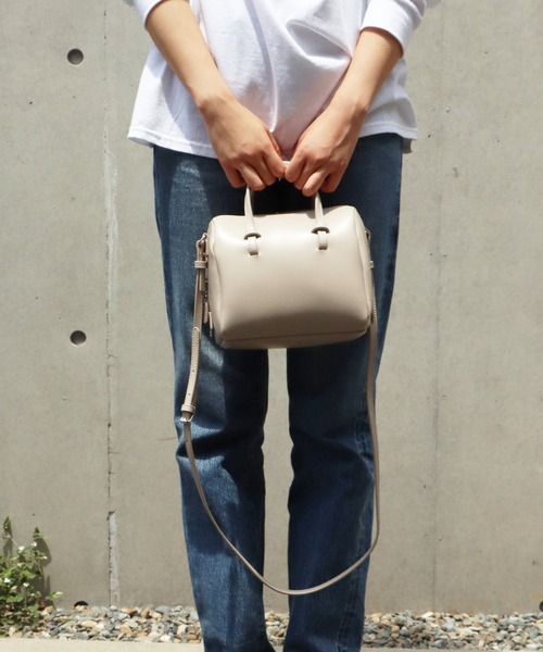 YAHKI(ヤーキ)の「YAHKI/ヤーキ CROSS BODY BAG レザーショルダーバッグ(ショルダーバッグ・レディース・ライラック/ブラック/ベージュ・ONE SIZE)」の16枚目の写真