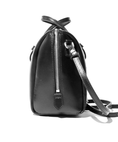 YAHKI(ヤーキ)の「YAHKI/ヤーキ CROSS BODY BAG レザーショルダーバッグ(ショルダーバッグ・レディース・ライラック/ブラック/ベージュ・ONE SIZE)」の10枚目の写真