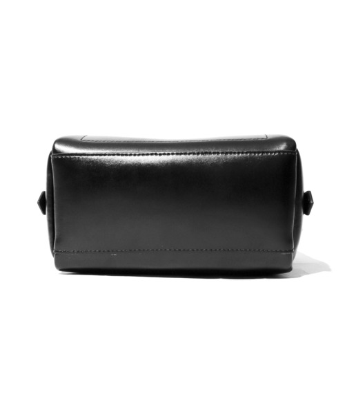 YAHKI(ヤーキ)の「YAHKI/ヤーキ CROSS BODY BAG レザーショルダーバッグ(ショルダーバッグ・レディース・ライラック/ブラック/ベージュ・ONE SIZE)」の20枚目の写真