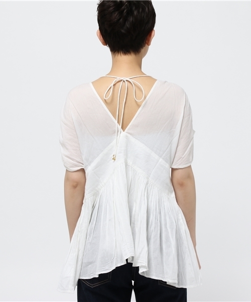 And A（アンドエー）の「ナチュラルギャザープルオーバー（シャツ/ブラウス・レディース・ホワイト/ネイビー/レモンイエロー・FREE）」の6枚目の写真