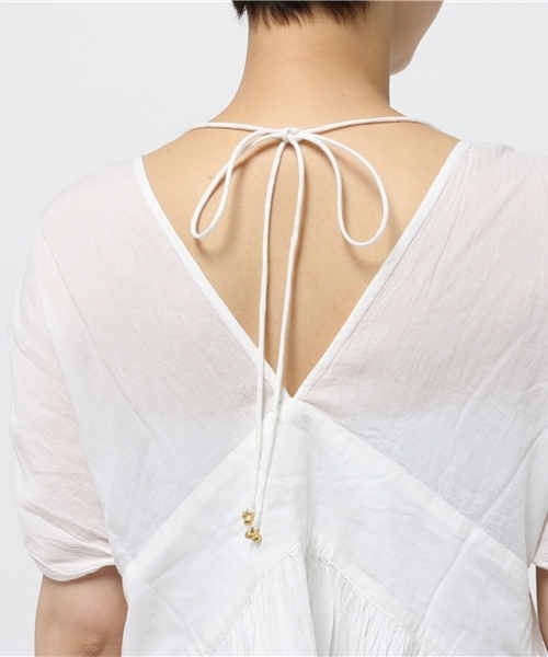 And A（アンドエー）の「ナチュラルギャザープルオーバー（シャツ/ブラウス・レディース・ホワイト/ネイビー/レモンイエロー・FREE）」の8枚目の写真