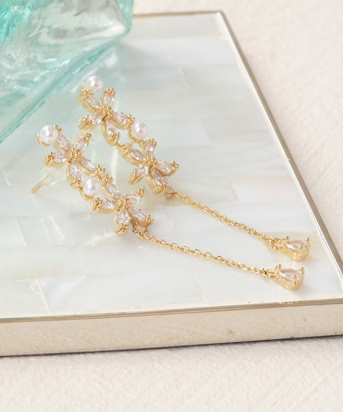 Phoebe(フィービィー)の「ガーデンフラワースウィングピアス/お花(ピアス(両耳用)・レディース・ピンクゴールド/イエローゴールド・FREE)」の15枚目の写真