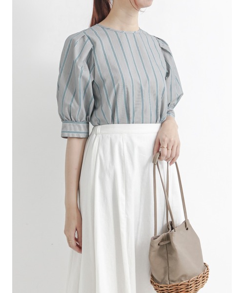 Te chichi（テチチ）の「マルチストライプボリューム袖ブラウス（シャツ/ブラウス・レディース・ネイビー/ブラウン・ﾌﾘ-）」の2枚目の写真