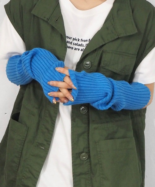 tiptop（ティップトップ）の「リブアームウォーマー（アームカバー・レディース・ブラック/オレンジ/ブルー/アイボリー/グリーン系その他/ライトベージュ・FREE）」の17枚目の写真