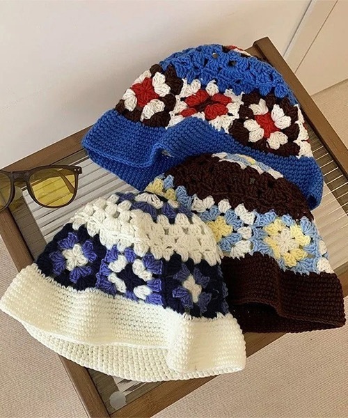 c.u.l（シーユーエル）の「かぎ編み フラワーデザイン ニットバケットハット cula427（ハット・レディース・ブルー/アイボリー/ブラウン・FREE）」の9枚目の写真