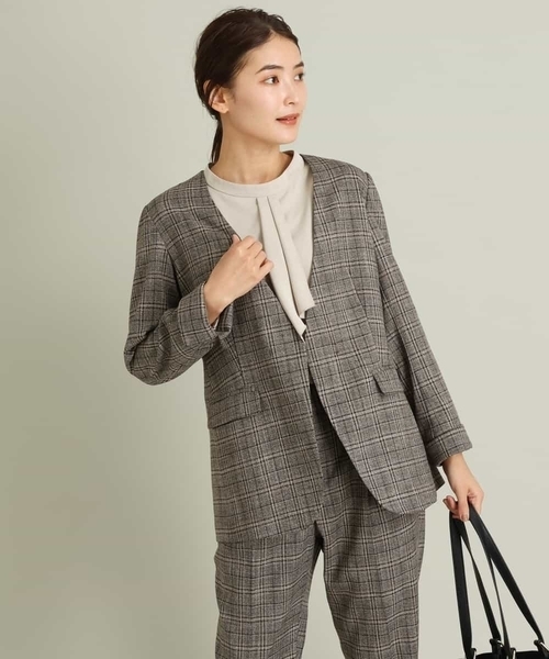 a.v.v(アーヴェヴェ)の「【セットアップ対応】チェック柄ノーカラージャケット【CARREMAN】(ノーカラージャケット・レディース・ブラウン・38/40/34/36/42)」の5枚目の写真