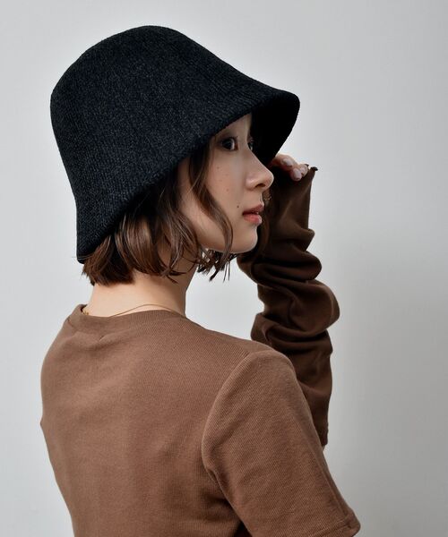 casita(RETRO GIRL)（カシータ）の「ベロアモールハット（ハット・レディース・ブラック/オフホワイト/マスタード/ダークオレンジ・ONE SIZE）」の3枚目の写真