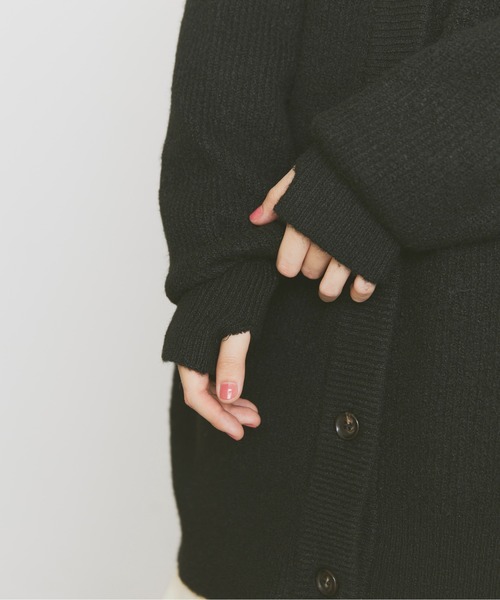 Libra Cue(リブラ キュー)の「リラックスオーバールーズカーディガン(カーディガン/ボレロ・レディース・アイボリー/ブラック/グレー・FREE)」の22枚目の写真