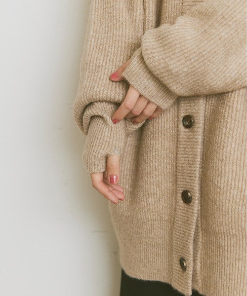 Libra Cue(リブラ キュー)の「リラックスオーバールーズカーディガン(カーディガン/ボレロ・レディース・アイボリー/ブラック/グレー・FREE)」の12枚目の写真