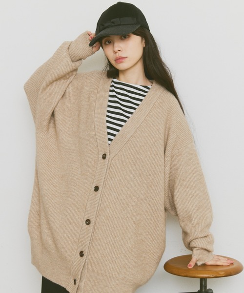 Libra Cue(リブラ キュー)の「リラックスオーバールーズカーディガン(カーディガン/ボレロ・レディース・アイボリー/ブラック/グレー・FREE)」の9枚目の写真