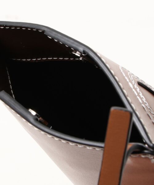 GANNI（ガニー）の「GANNI Banner Western Small Crossbody A4469（ショルダーバッグ・レディース・ブラウン・FREE）」の9枚目の写真