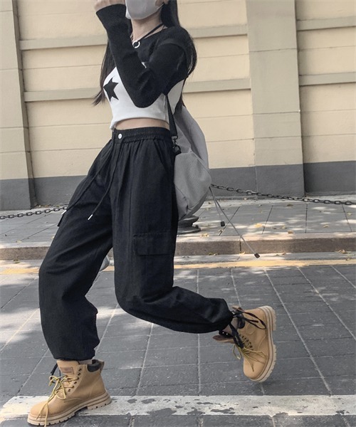 FREE STYLISTS(フリー スタイリスト)の「ワイドストレート カーゴパンツ(カーゴパンツ・レディース・ベージュ/ブラック/カーキ・L/XL/S/M)」の7枚目の写真