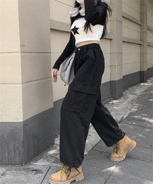 FREE STYLISTS(フリー スタイリスト)の「ワイドストレート カーゴパンツ(カーゴパンツ・レディース・ベージュ/ブラック/カーキ・L/XL/S/M)」の8枚目の写真