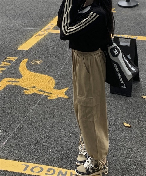 FREE STYLISTS(フリー スタイリスト)の「ワイドストレート カーゴパンツ(カーゴパンツ・レディース・ベージュ/ブラック/カーキ・L/XL/S/M)」の21枚目の写真