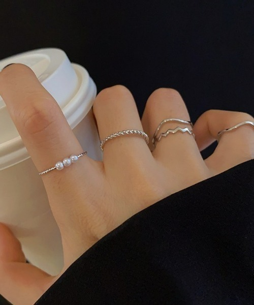 LAC-VERT（ラック・ヴェール）の「シンプルリングセット（リング・レディース・ゴールド/シルバー/その他1・FREE）」の2枚目の写真