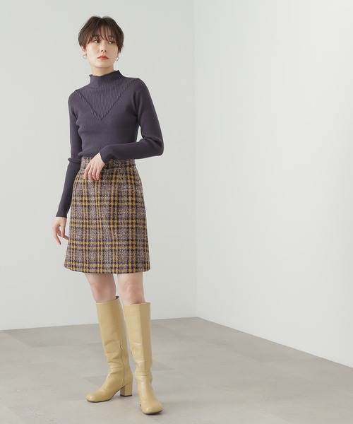 N.（N. Natural Beauty Basic）（エヌエヌナチュラルビューティーベーシック）の「【追加生産】◆デザインネックリブニット（ニット/セーター・レディース・オフホワイト/ライトグリーン/イエロー/モカ/チャコール・MEDIUM）」の6枚目の写真