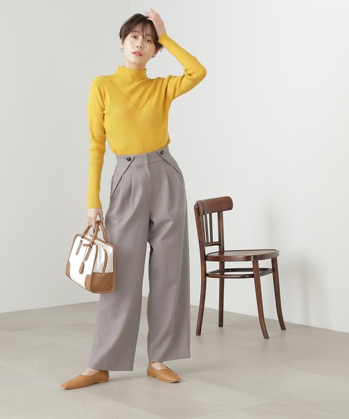 N.（N. Natural Beauty Basic）（エヌエヌナチュラルビューティーベーシック）の「【追加生産】◆デザインネックリブニット（ニット/セーター・レディース・オフホワイト/ライトグリーン/イエロー/モカ/チャコール・MEDIUM）」の10枚目の写真