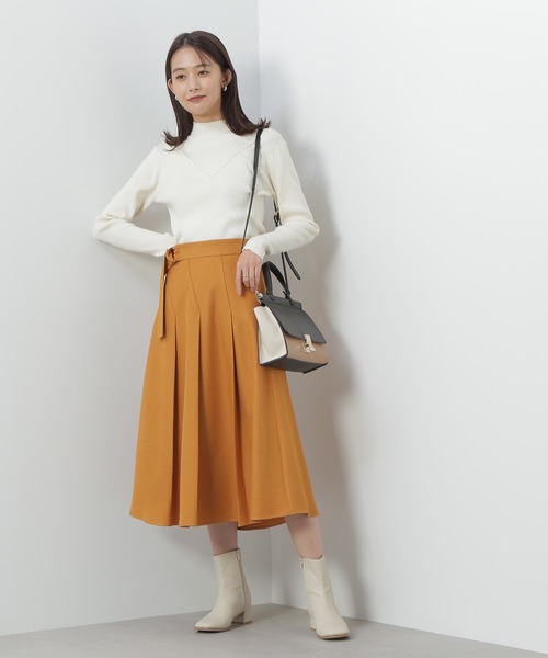 N.（N. Natural Beauty Basic）（エヌエヌナチュラルビューティーベーシック）の「【追加生産】◆デザインネックリブニット（ニット/セーター・レディース・オフホワイト/ライトグリーン/イエロー/モカ/チャコール・MEDIUM）」の18枚目の写真
