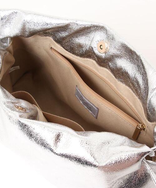 natural couture（ナチュラルクチュール）の「ドロストクラッチバッグ（クラッチバッグ・レディース・シルバー/ブラック・FREE）」の5枚目の写真