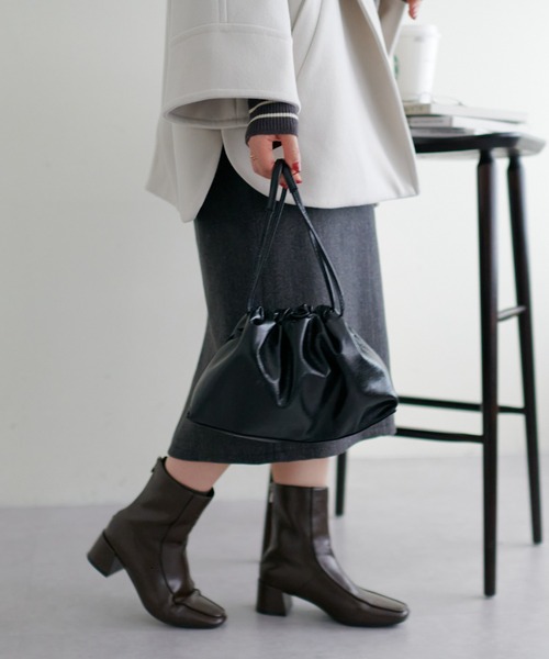 natural couture（ナチュラルクチュール）の「ドロストクラッチバッグ（クラッチバッグ・レディース・シルバー/ブラック・FREE）」の20枚目の写真