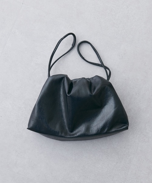 natural couture（ナチュラルクチュール）の「ドロストクラッチバッグ（クラッチバッグ・レディース・シルバー/ブラック・FREE）」の12枚目の写真