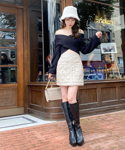 LIPSERVICE(リップサービス)の「レザーキルティングスカート(スカート・レディース・ブラック/アイボリー・S/M)」の10枚目の写真