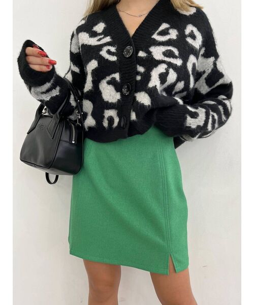 EMODA（エモダ）の「ハイウエストWスリットスカート（スカート・レディース・ベージュ/グリーン/ブラック・SMALL/MEDIUM）」の5枚目の写真