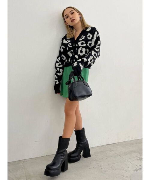 EMODA（エモダ）の「ハイウエストWスリットスカート（スカート・レディース・ベージュ/グリーン/ブラック・SMALL/MEDIUM）」の6枚目の写真