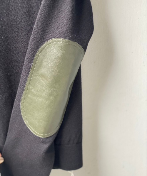 DROIT BELLO(ドロイトベロ)の「DROIT BELLO(ドロイトベロ) フェイクレザーエルボーパッチニット(ニット/セーター・レディース・ブラック/アイボリー・38)」の7枚目の写真