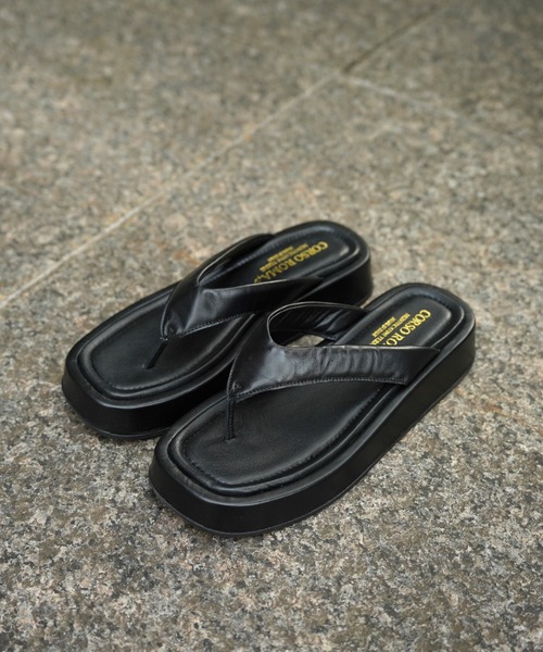 CORSO ROMA，9（コルソローマ）の「CORSO ROMA 9 (コルソローマ) トングサンダル（サンダル・レディース・ブラック・36/37/38）」の3枚目の写真