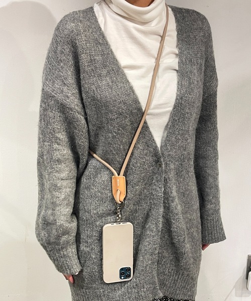 Beau're（ヴュレ）の「BEAURE ヴュレ カウレザー モバイルストラップ ショルダー（スマホケース/カバー・レディース・ベージュ/オレンジ/パープル/ブラック・FREE）」の3枚目の写真