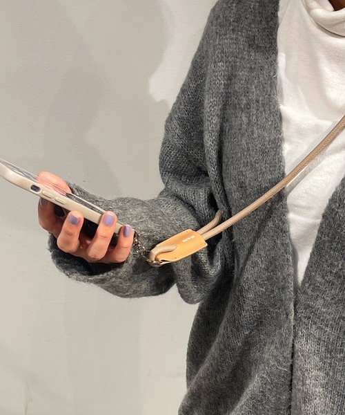 Beau're（ヴュレ）の「BEAURE ヴュレ カウレザー モバイルストラップ ショルダー（スマホケース/カバー・レディース・ベージュ/オレンジ/パープル/ブラック・FREE）」の22枚目の写真