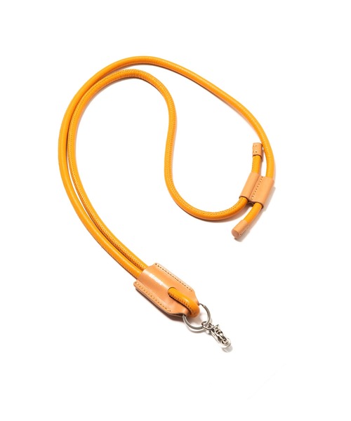 Beau're（ヴュレ）の「BEAURE ヴュレ カウレザー モバイルストラップ ショルダー（スマホケース/カバー・レディース・ベージュ/オレンジ/パープル/ブラック・FREE）」の8枚目の写真