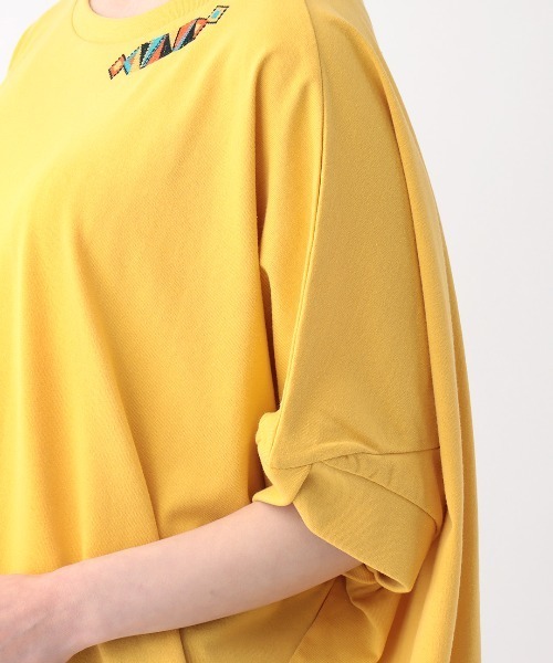 チチカカ(チチカカ)の「ドルマンコクーン刺繍プルオーバー(Tシャツ/カットソー・レディース・オフホワイト/ブラック/イエロー・FREE)」の14枚目の写真