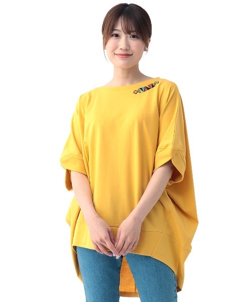 チチカカ(チチカカ)の「ドルマンコクーン刺繍プルオーバー(Tシャツ/カットソー・レディース・オフホワイト/ブラック/イエロー・FREE)」の9枚目の写真
