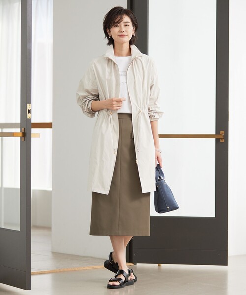 J.PRESS(ジェイプレス)の「【洗える・撥水】マイクロタフタ ロング コート(その他アウター・レディース・ライトグレー系/ブラウン系/ネイビー系・11/9)」の4枚目の写真