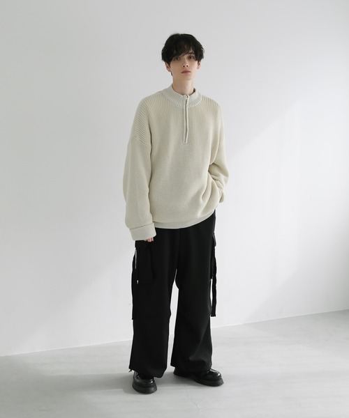 LILL(リル)の「ロールスリーブビッグシルエットハーフジップニット(ニット/セーター・メンズ・ライトグレー/ブラック/オフホワイト/ブルー・S/M/L/XL)」の9枚目の写真