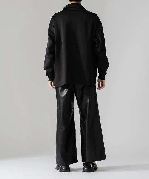 Adoon plain(アドーンプレーン)の「【Adoon plain】ダンボールハーフジップ(スウェット・メンズ・ブラック/ブルー・MEDIUM/LARGE)」の12枚目の写真