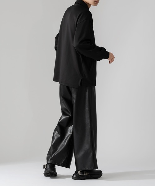 Adoon plain(アドーンプレーン)の「【Adoon plain】ダンボールハーフジップ(スウェット・メンズ・ブラック/ブルー・MEDIUM/LARGE)」の11枚目の写真