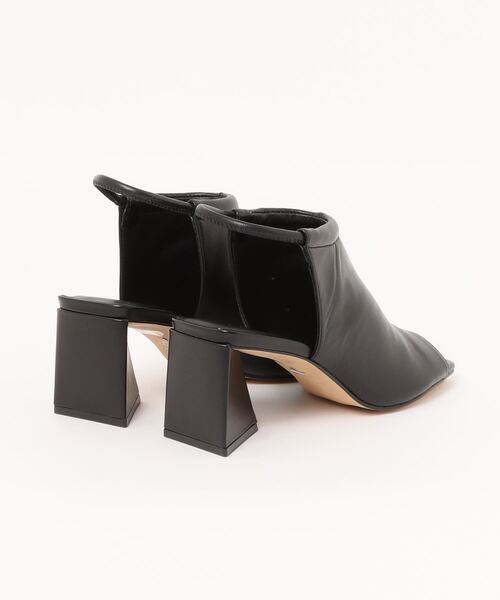 CARRANO（カラーノ）の「【CARRANO】アンクルストラップカバードサンダル(632016/62016A)（サンダル・レディース・ブラック/アイボリー・35/36/37/38/39/40）」の3枚目の写真