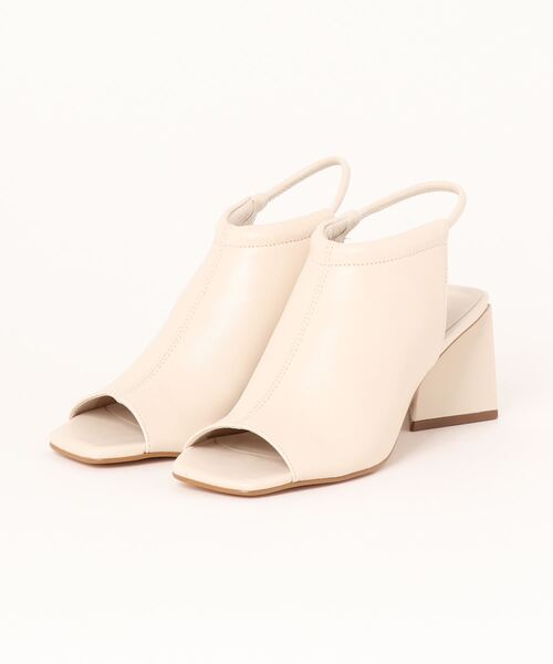 CARRANO（カラーノ）の「【CARRANO】アンクルストラップカバードサンダル(632016/62016A)（サンダル・レディース・ブラック/アイボリー・35/36/37/38/39/40）」の5枚目の写真