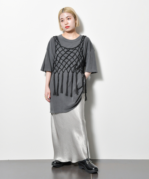 CITYSHOP（シティーショップ）の「SATIN スカート（スカート・レディース・ブラック/シルバー・36/38/40）」の3枚目の写真