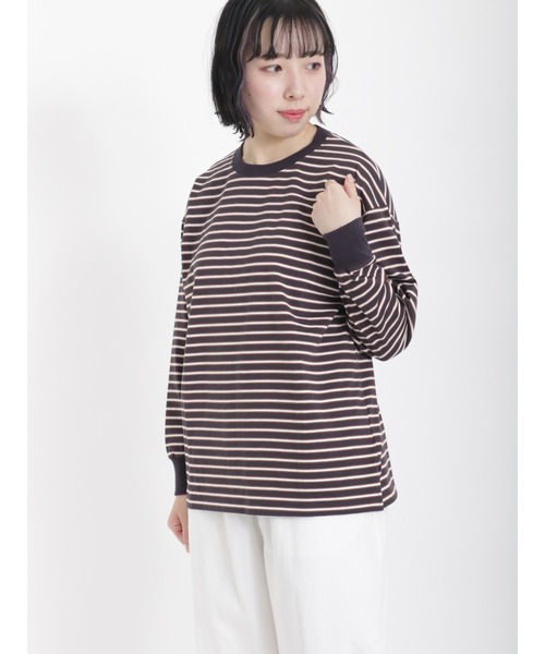 Samansa Mos2(サマンサ モスモス)の「柄アソートロングTシャツ(Tシャツ/カットソー・レディース・オフホワイト/ブラック/キナリ/チャコール・フリ-)」の6枚目の写真