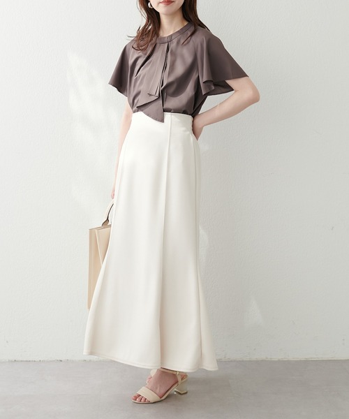 natural couture(ナチュラルクチュール)の「スカーフボータイフレア袖ブラウス(シャツ/ブラウス・レディース・イエロー系その他/グレイッシュベージュ/アイボリー/その他1/その他2/ネイビー/ミント/ブラウン/その他4・FREE)」の18枚目の写真