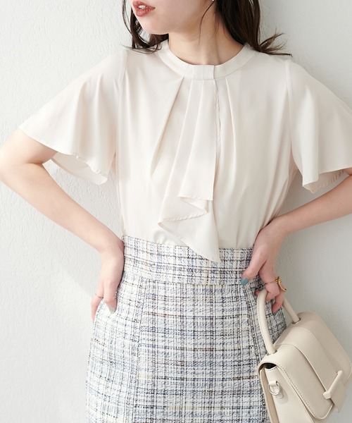 natural couture(ナチュラルクチュール)の「スカーフボータイフレア袖ブラウス(シャツ/ブラウス・レディース・イエロー系その他/グレイッシュベージュ/アイボリー/その他1/その他2/ネイビー/ミント/ブラウン/その他4・FREE)」の11枚目の写真