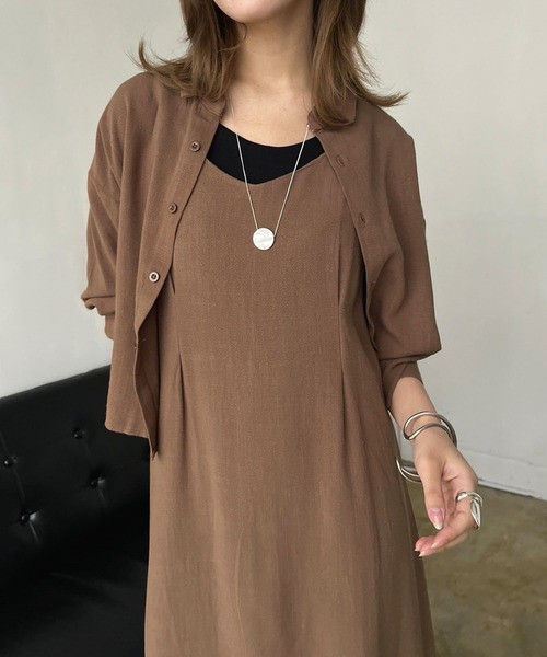Jewelobe(ジュエローブ)の「ショートシャツ&ロングキャミワンピースセットアップ(ワンピース・レディース・ブラウン/ベージュ・FREE)」の21枚目の写真