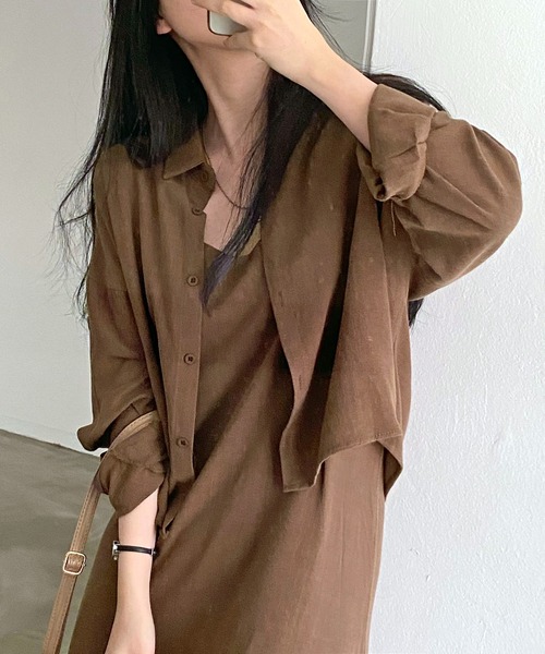 Jewelobe(ジュエローブ)の「ショートシャツ&ロングキャミワンピースセットアップ(ワンピース・レディース・ブラウン/ベージュ・FREE)」の11枚目の写真