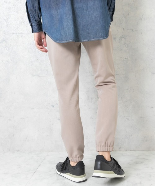 URBAN RESEARCH ROSSO MEN（アーバンリサーチロッソメン）の「『XLサイズあり』ハイパフォーマンスアーバンジョガーパンツ（その他パンツ・メンズ・チャコールグレー/モカ/ネイビー/ブラック・SMALL/LARGE/MEDIUM/X-LARGE）」の8枚目の写真